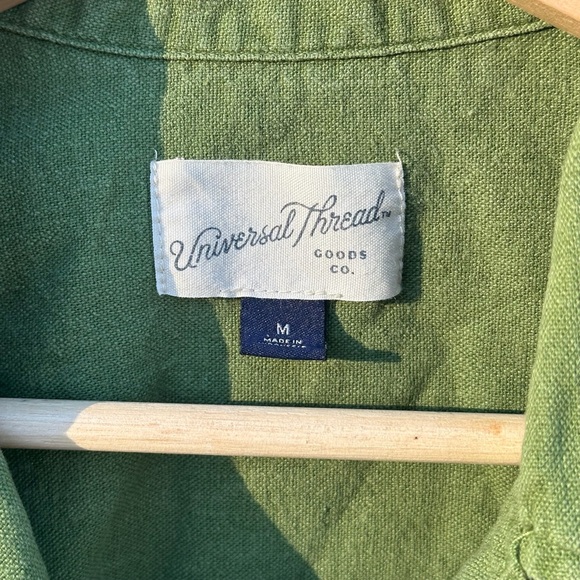 Universal Thread Women’s Olive Utility cropped box fit Button-Up Shirt – Size M - Picture 8 of 15